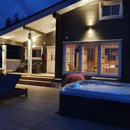 Stunning Log 45m2 On The Shore Of Kallavesi. * Kuopio