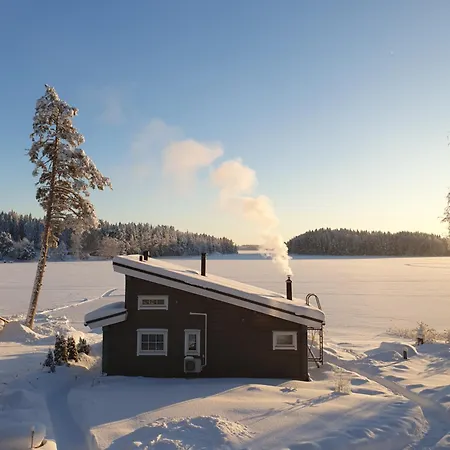 Stunning Log 45m2 On The Shore Of Kallavesi. 別荘 *