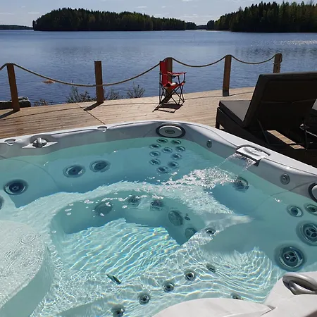 別荘 Stunning Log 45m2 On The Shore Of Kallavesi.