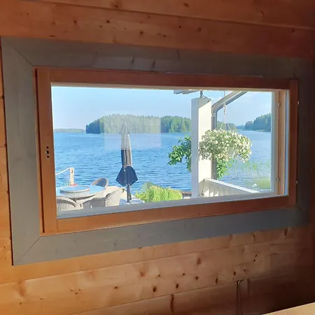 Stunning Log 45m2 On The Shore Of Kallavesi. Ferienhaus *