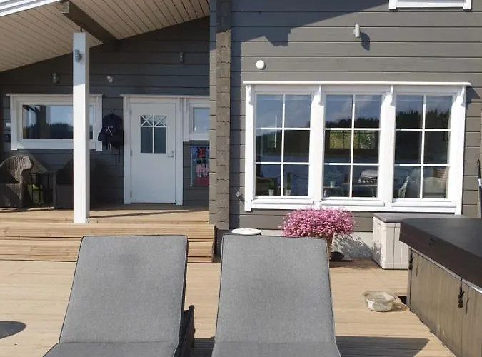 Stunning Log 45m2 On The Shore Of Kallavesi. Дом отдыха *