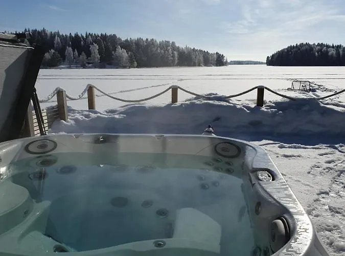 بيت للعطل Stunning Log 45m2 On The Shore Of Kallavesi. كوبيو