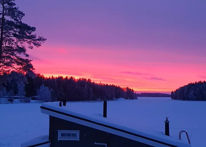 Stunning Log 45m2 On The Shore Of Kallavesi. Дом отдыха